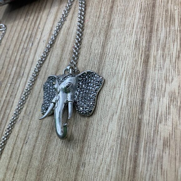 Lucky Brand Silver Tone Elephant Head Pendent Necklace - Picture 7 of 7